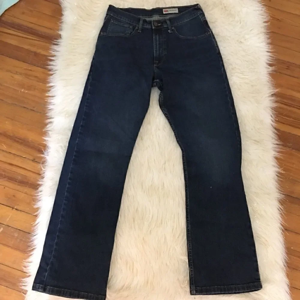Wrangle Bootcut Stretch dark wash denim!
